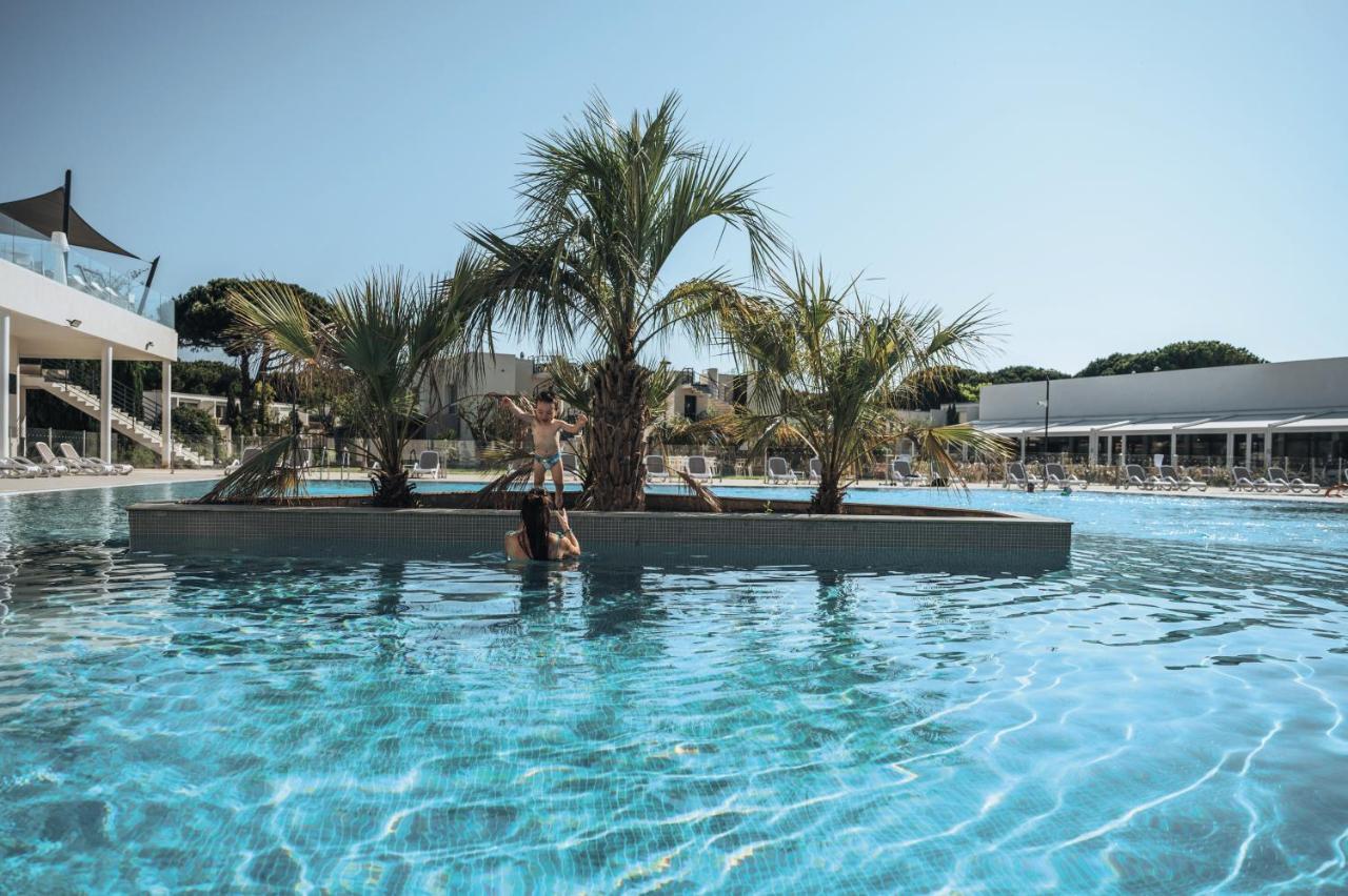 Belambra Clubs Port Camargue - Les Salins Otel Le Grau-du-Roi Dış mekan fotoğraf